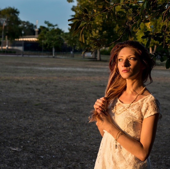 Meet your Posher, Toni-ashley - Picture 3 of 3